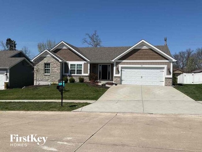 Building Photo - 1811 Barclay Trail Dr