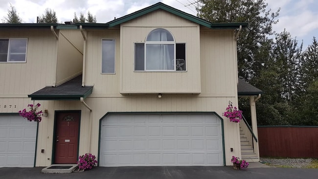 Building Photo - 1571 Elcadore Dr