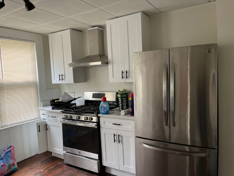 458 Hollister Ave Unit 2nd floor, Bridgeport, CT 06607 Room for Rent in Bridgeport, CT