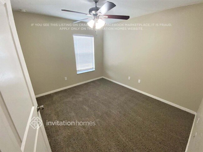 Foto del edificio - 7530 Maroon Peak Dr
