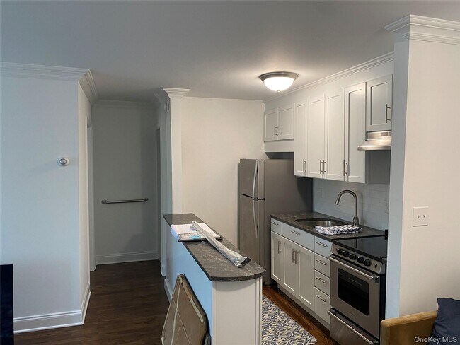 Foto del edificio - 409 Kensington Ln