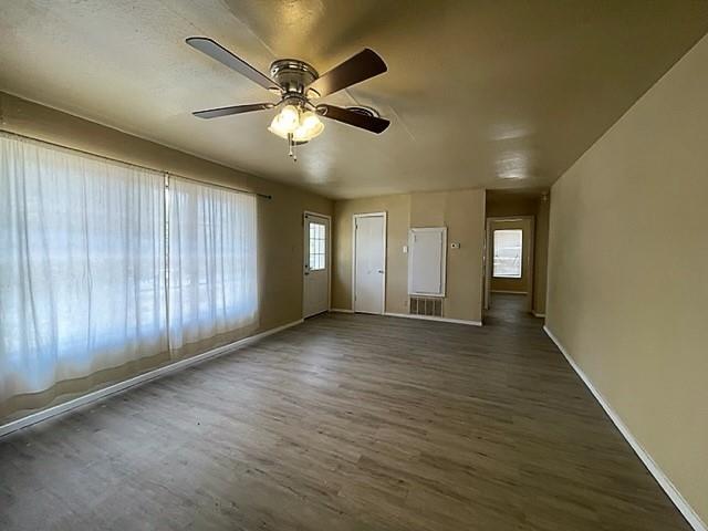 Building Photo - 10 Pershing Dr