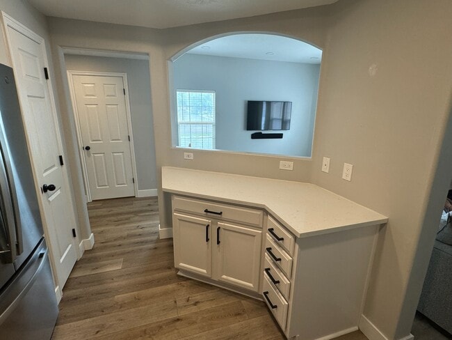 Building Photo - 14190 S Flowerfield Cir