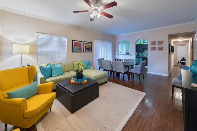 The Retreat at Steeplechase Apartments Houston, TX