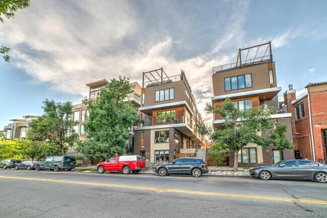 Foto del edificio - 2 bedroom in Denver CO 80211