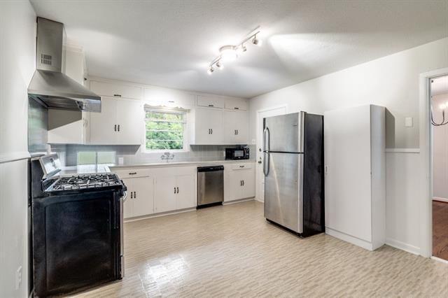 Foto del edificio - 9831 Mercer Dr