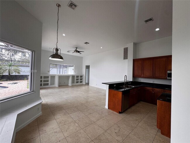 Foto del edificio - 18520 SW 39th Ct