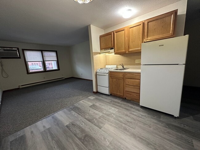 Foto del edificio - Center Court Apartments