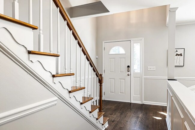 Building Photo - 1103 Capital Club Cir NE