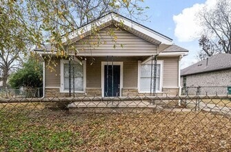 Building Photo - 710 S Mounds St