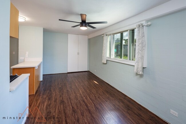 Building Photo - 1469 Lusitana St