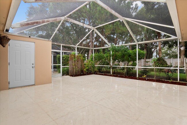 Building Photo - 403 Sun Terrace Ct