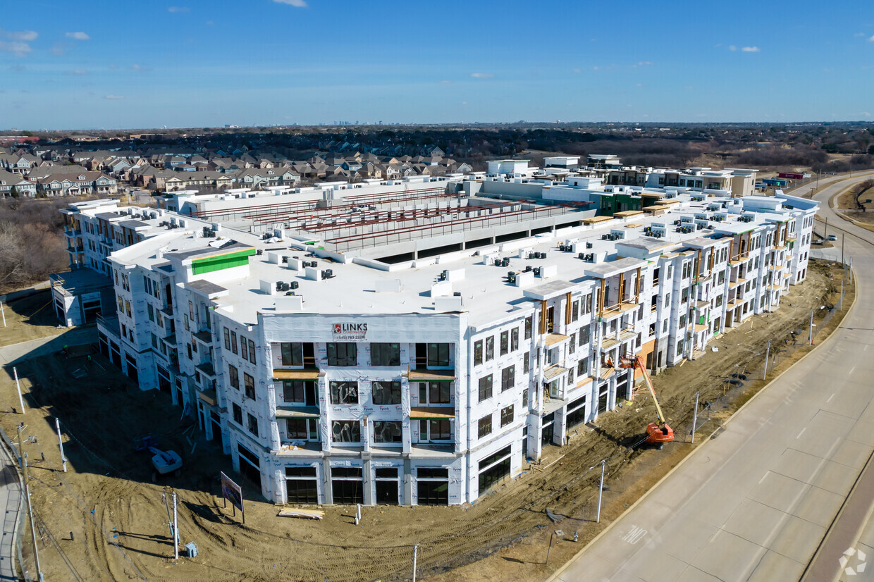 Building Photo - The View on Carrollton