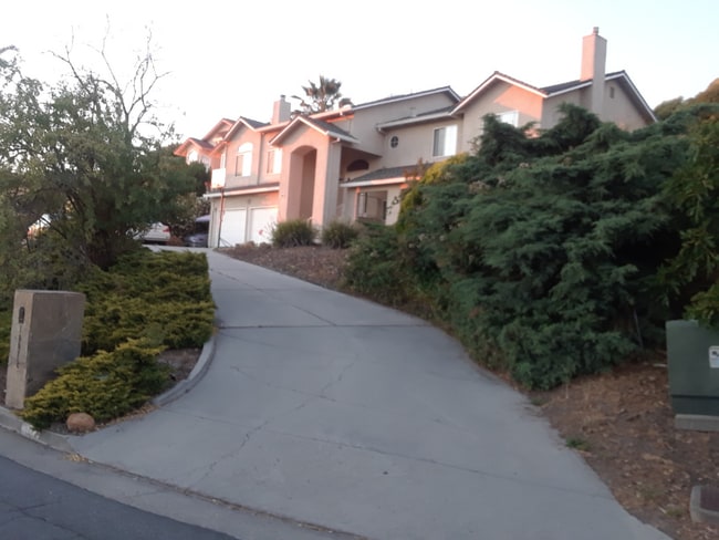 Photo - 10072 Roseview Dr House