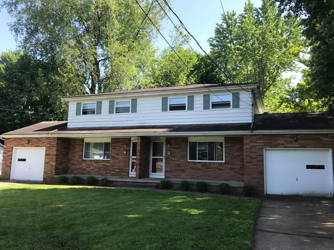 1054/1056 Munroe Falls rd - 1056 Munroe Falls Kent Rd