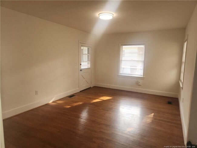 Foto del edificio - 313 Oakridge Ave