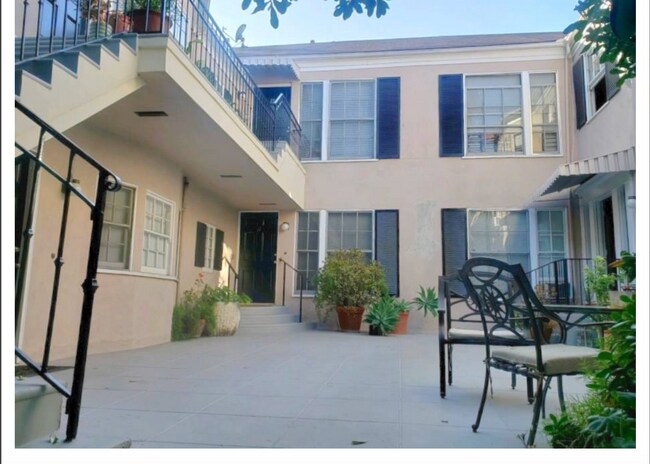 Foto del edificio - 1401 Havenhurst Dr