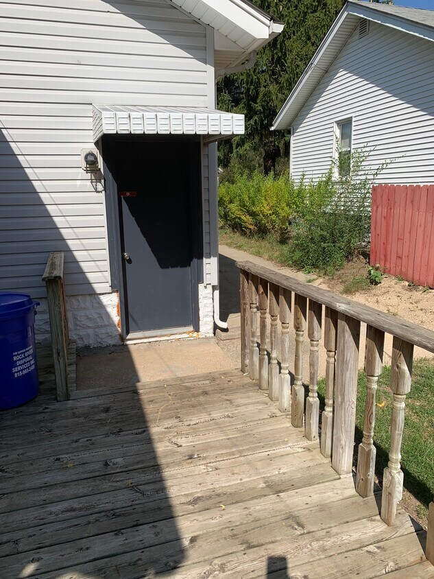 Deck and back door - 1741 Pershing Ave