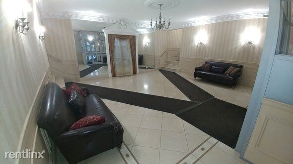 Foto del edificio - 1 br, 1 bath Apartment - 11215 72nd Rd 507