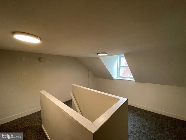 Foto del edificio - 310 Ridgeway St
