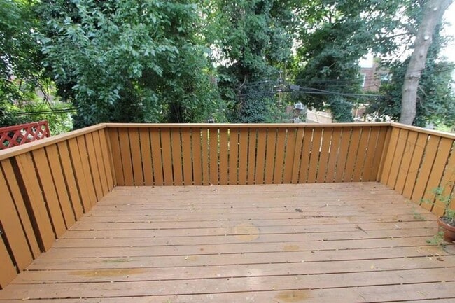 Building Photo - 254 Meehan Ave