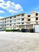 Building Photo - 98-120-120 Lipoa Pl