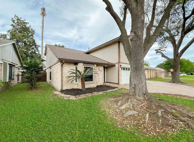 Building Photo - 7311 Fuchsia Ln