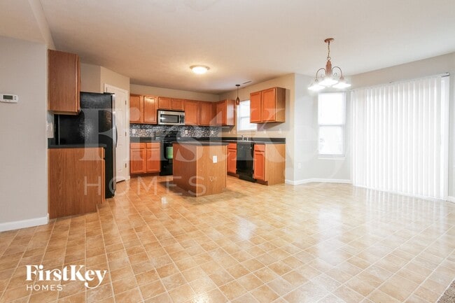 Foto del edificio - 7651 Lara Lee Dr