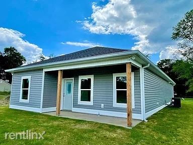 Foto del edificio - 3 br, 2 bath House - 304 Kentucky Avenue N...
