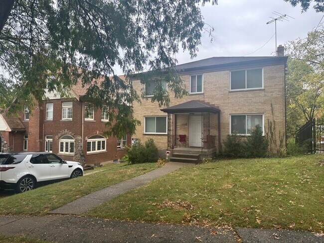 Foto del edificio - 2739 Powell Dr