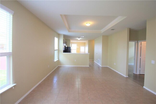 Foto del edificio - 5704 Knoll Pines Pass