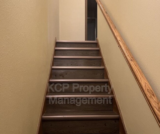 Foto del edificio - 3210 Phoenix Ave