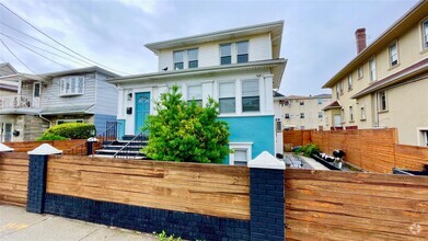 Building Photo - 318 Beach 69th St