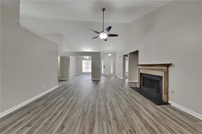 Building Photo - 5415 Windcrest Ln