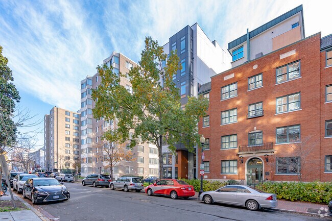 Calle 1208 M. Noroeste - 1208 M St NW