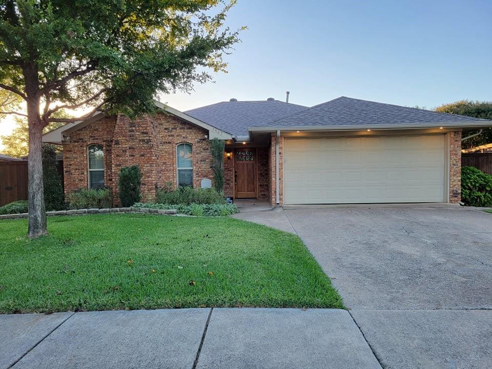 Primary Photo - 3843 Alto Ave