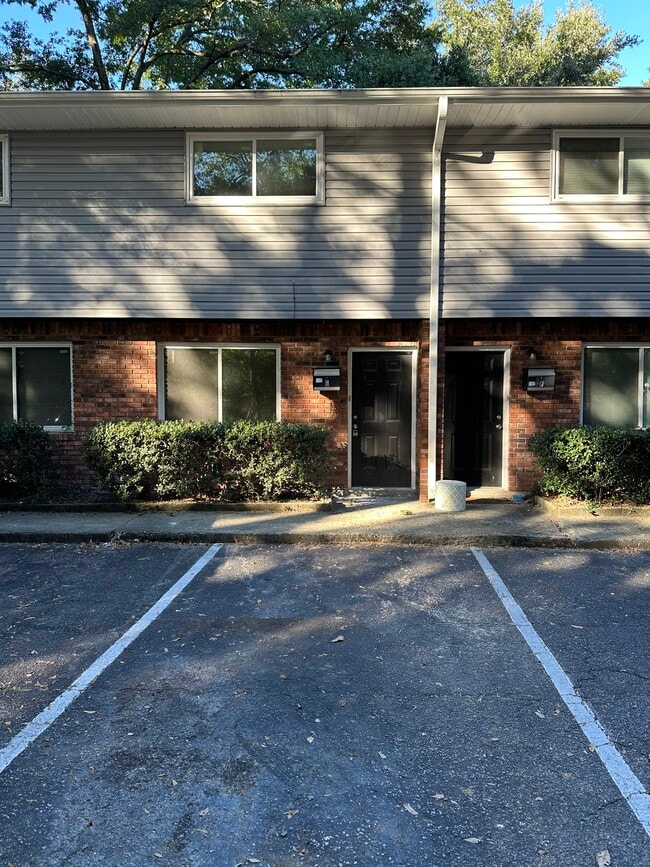 Building Photo - 815 Raleigh St
