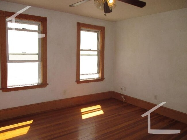 Building Photo - 47 Litchfield St