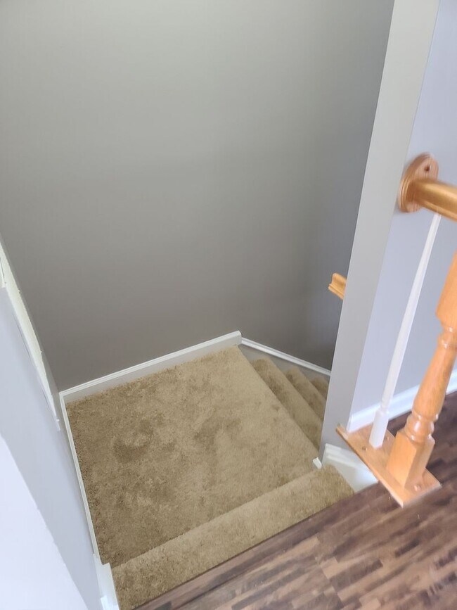 Building Photo - 3 Bedroom Townhome for Rent in Waynesboro!