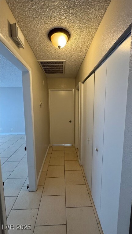Foto del edificio - 4754 Willow Crest Ave