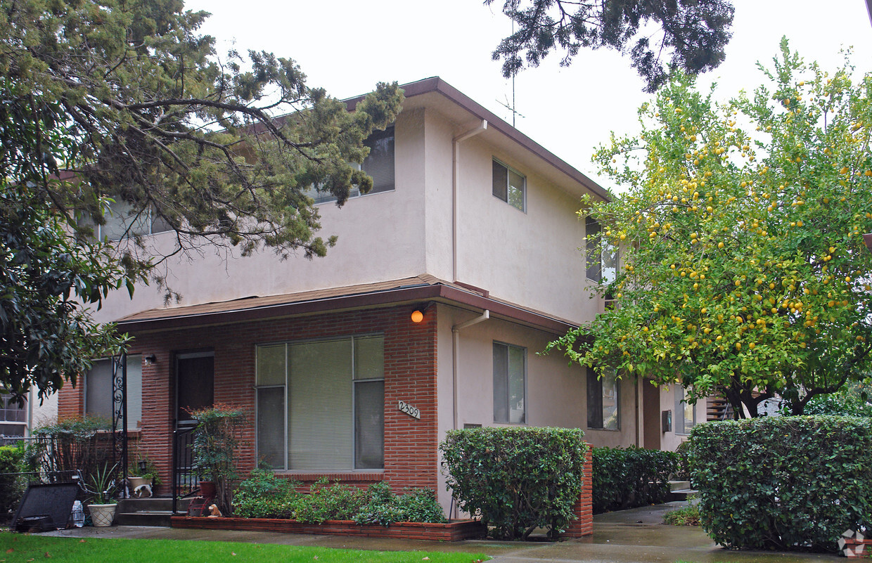 Primary Photo - 2309 Castro Way