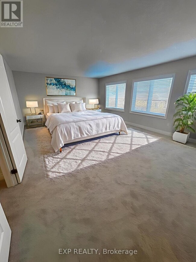 Photo du bâtiment - 93 Tremaine Dr