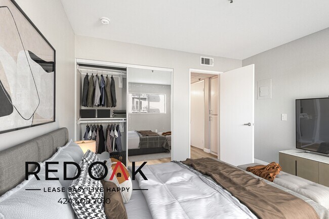 Foto del edificio - 6700 Franklin Pl