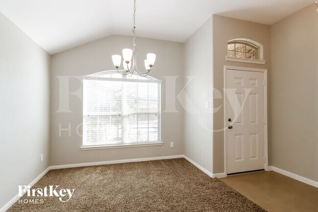 Foto del edificio - 21711 Barred Owl Dr