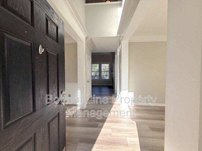 Foto del edificio - 12430 McAllister Park Dr