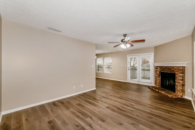 Building Photo - 6748 Redan Dr