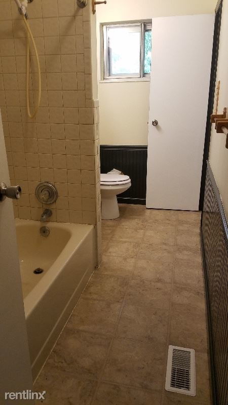Foto del edificio - 3 br, 1 bath House - 1135 Buckskin Trl