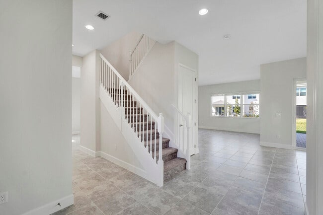 Building Photo - 14959 RedCove Pl