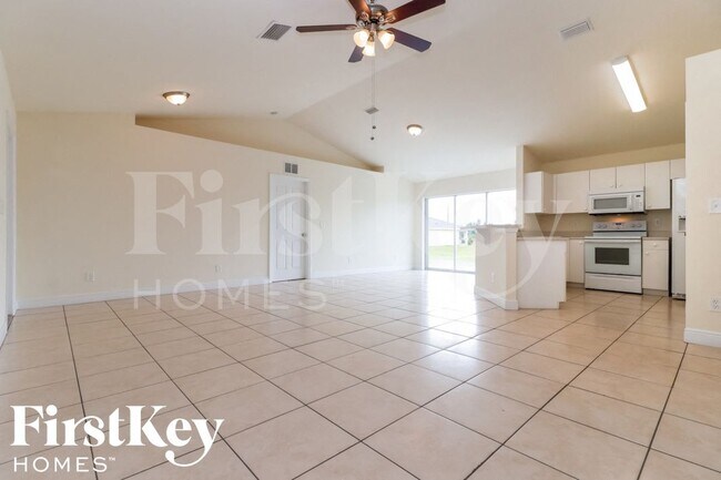 Building Photo - 3816 20th St W