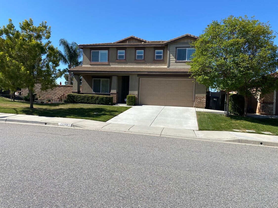 Primary Photo - Executive Pool Home in Menifee - AVAILABLE!